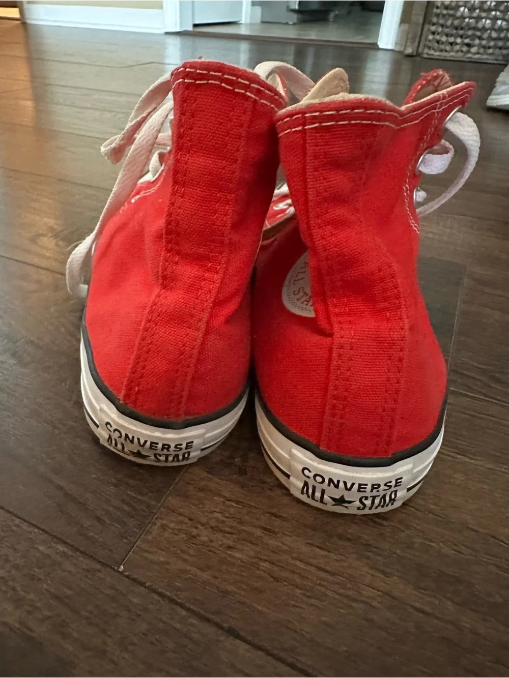 Converse Chuck Taylor Red High-Top Canvas Sneakers. Women size 7 Men size 5